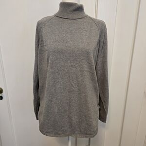 JEANNE PIERRE Heather Gray Turtleneck Sweater